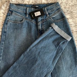 FASHION NOVA Affair Of The Heart Mom Jeans